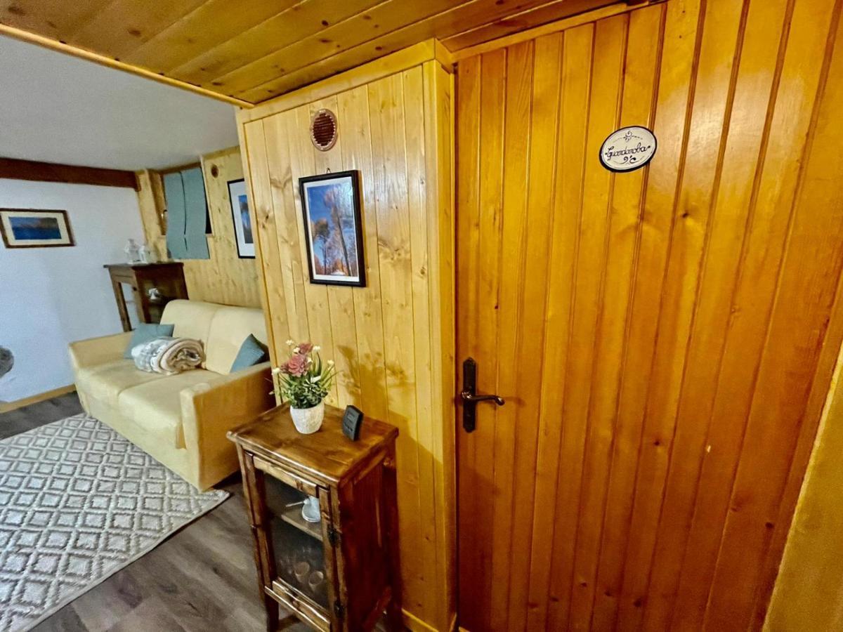 Chalet I Folletti Apartment อับบาเดียซานซัลวาตอเร ภายนอก รูปภาพ