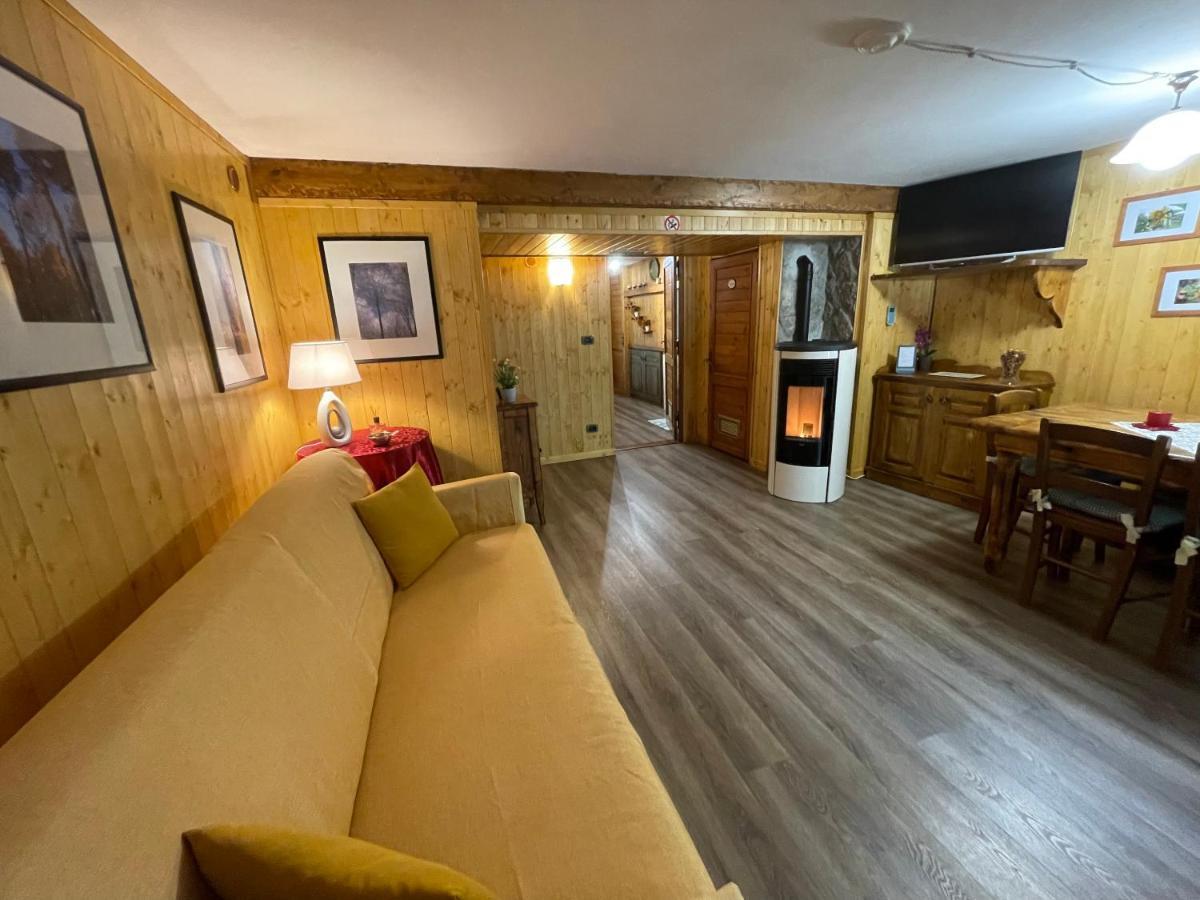 Chalet I Folletti Apartment อับบาเดียซานซัลวาตอเร ภายนอก รูปภาพ