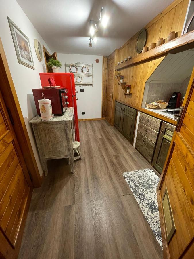 Chalet I Folletti Apartment อับบาเดียซานซัลวาตอเร ภายนอก รูปภาพ
