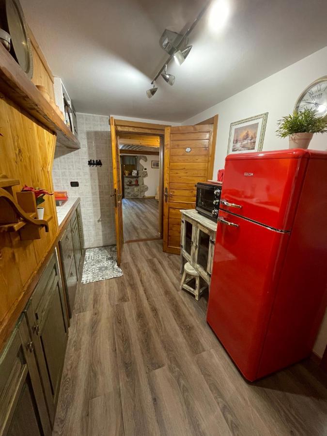 Chalet I Folletti Apartment อับบาเดียซานซัลวาตอเร ภายนอก รูปภาพ